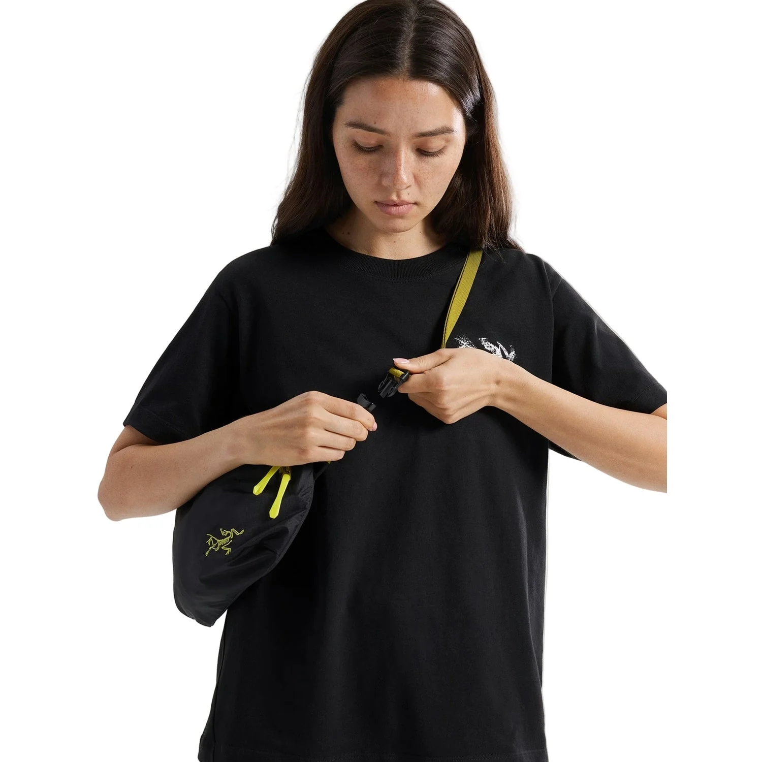 Heliad Crossbody Bag - Image 31