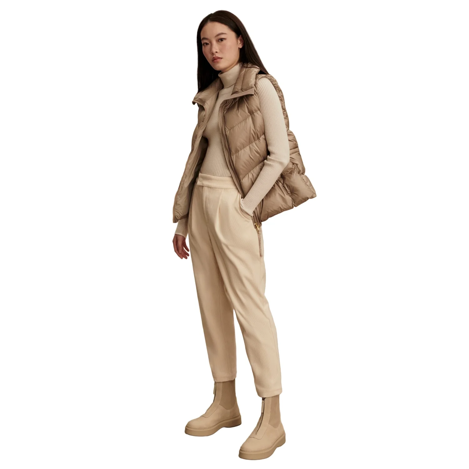Women's Bextor Lightweight Down Gilet - Image 4