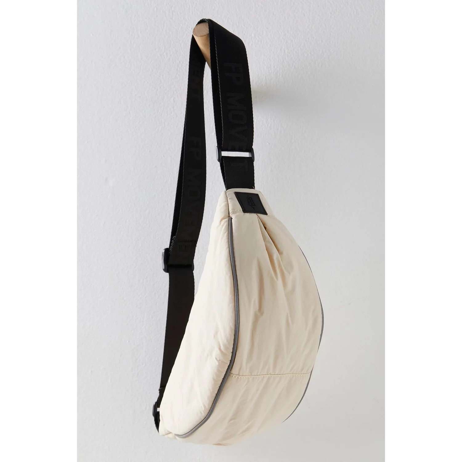 Women's Bulls Eye Sling - Image 4