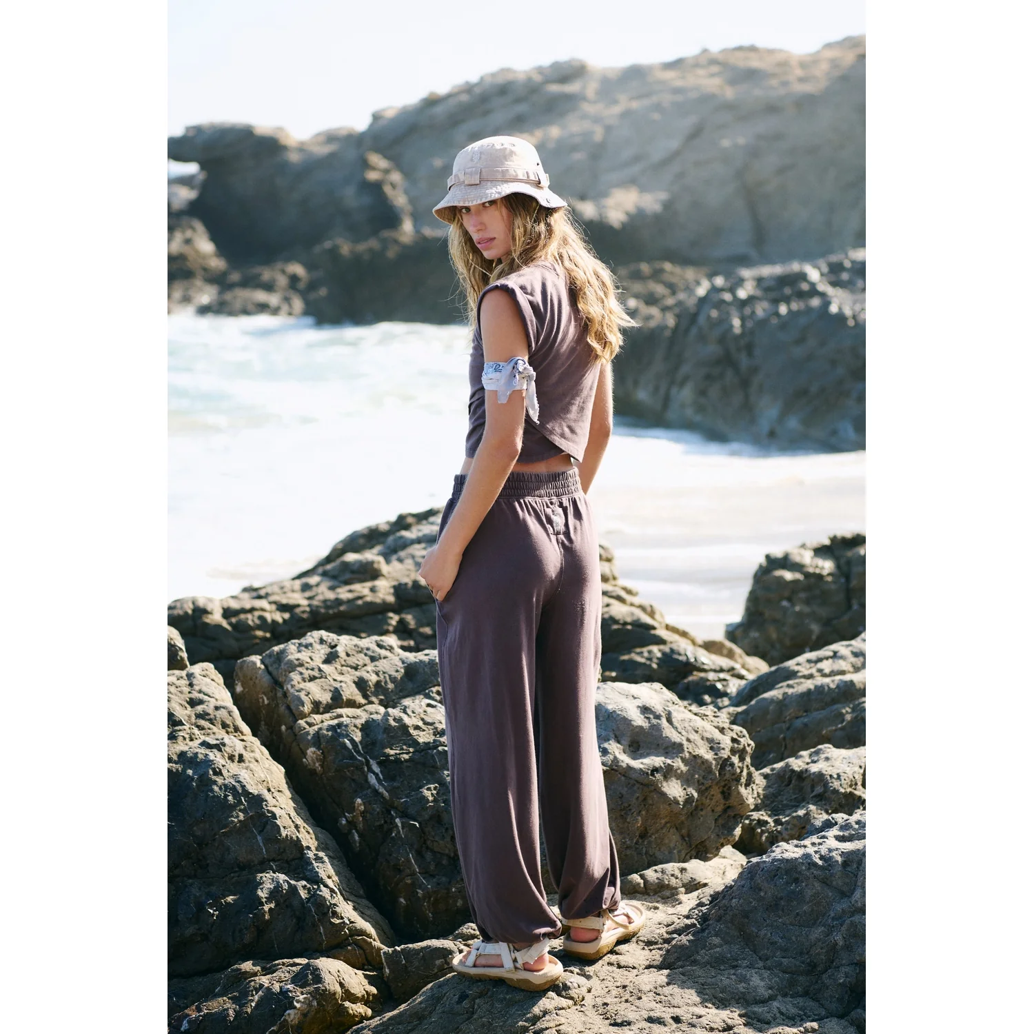 Women's Hot Shot Crossover Set - Image 69