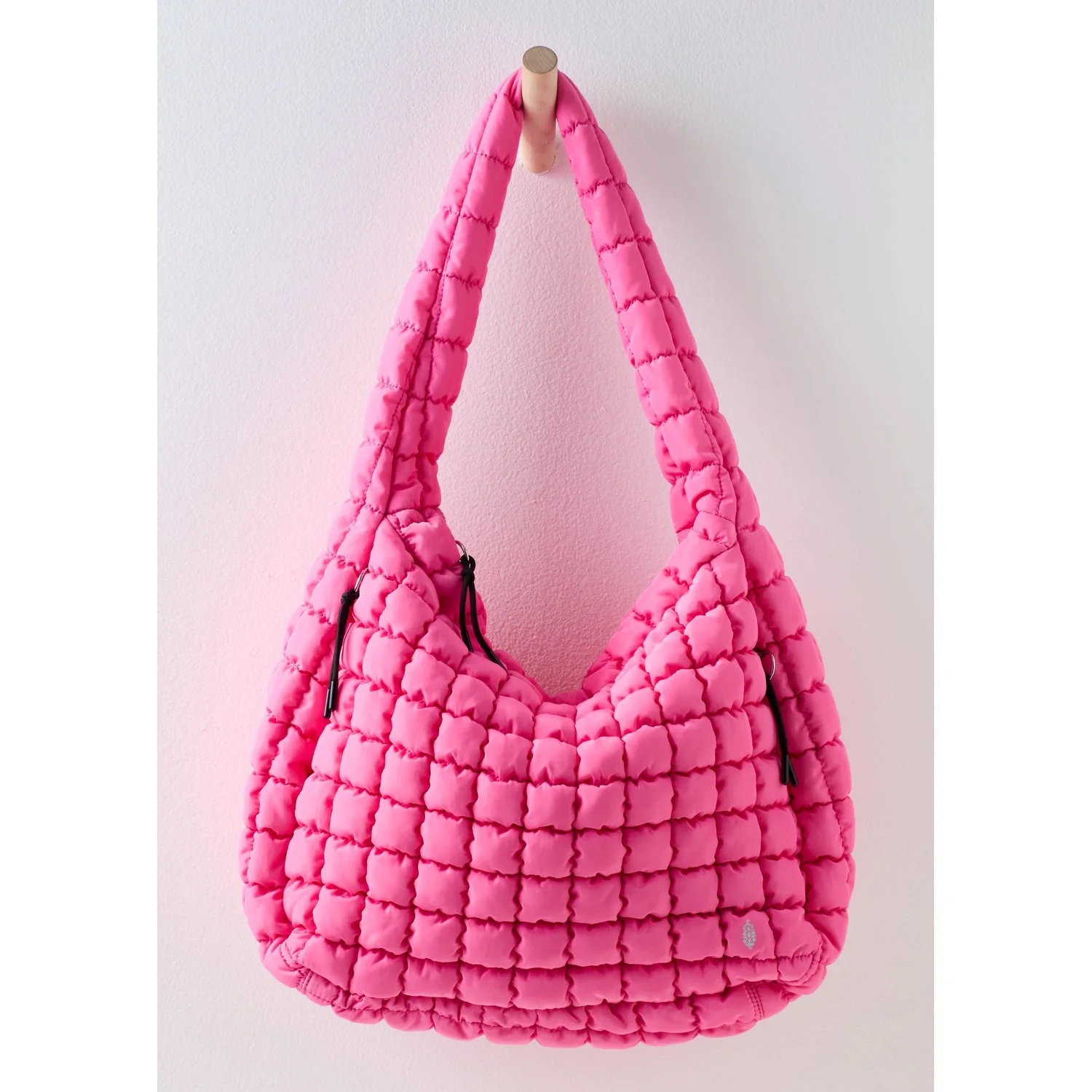Women's Quilted Carryall Bag - Image 27