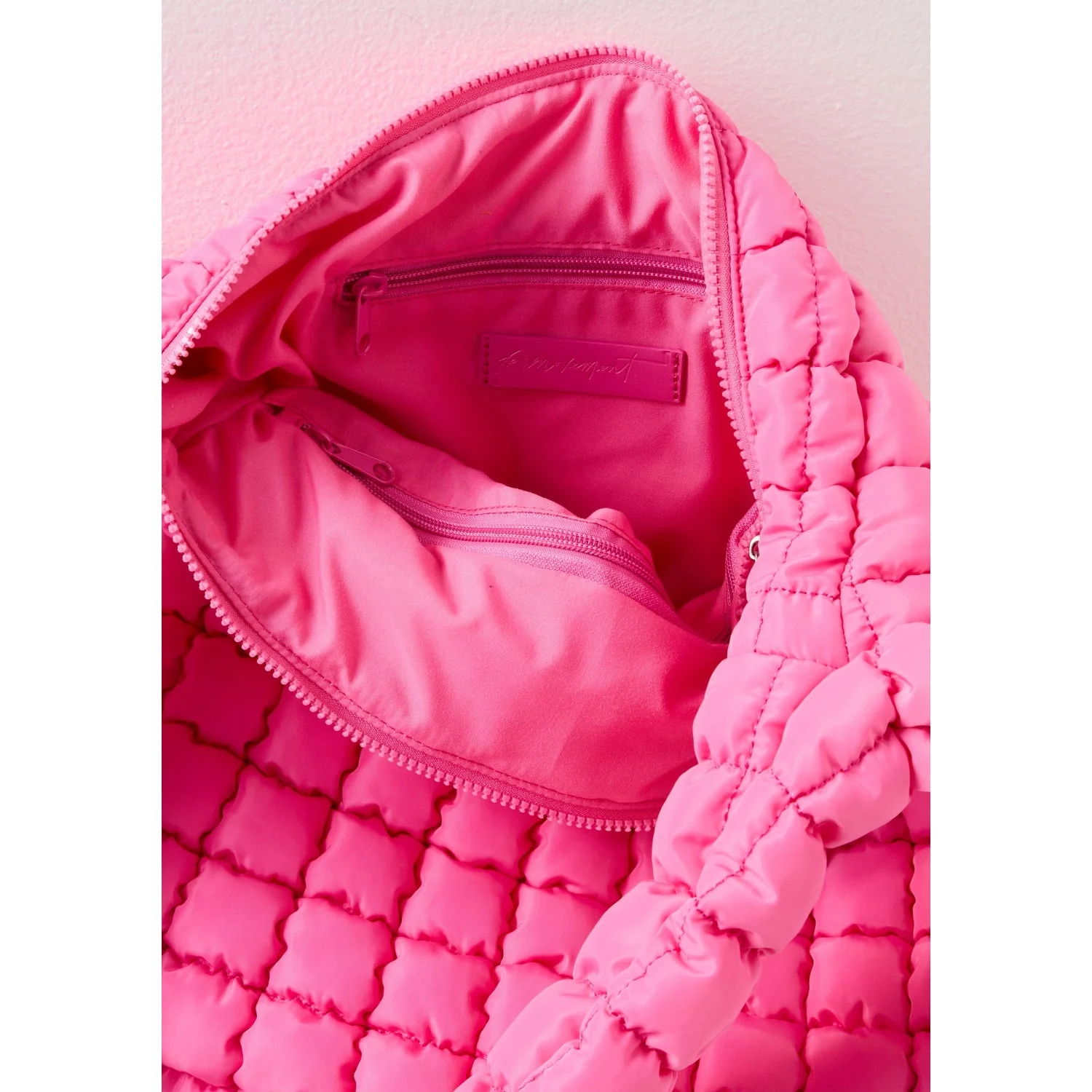 Women's Quilted Carryall Bag - Image 28