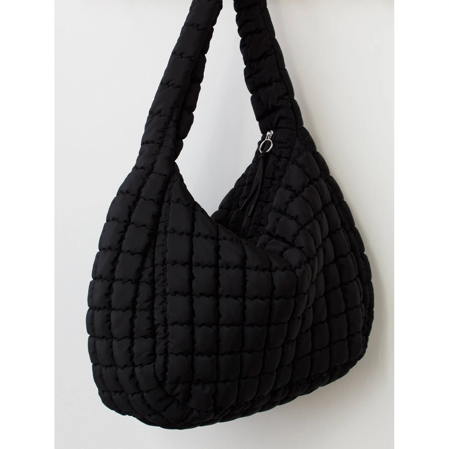 Women's Quilted Carryall Bag - Image 7
